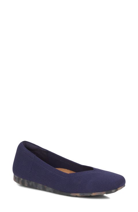 Niki Ballet Flat (Women)