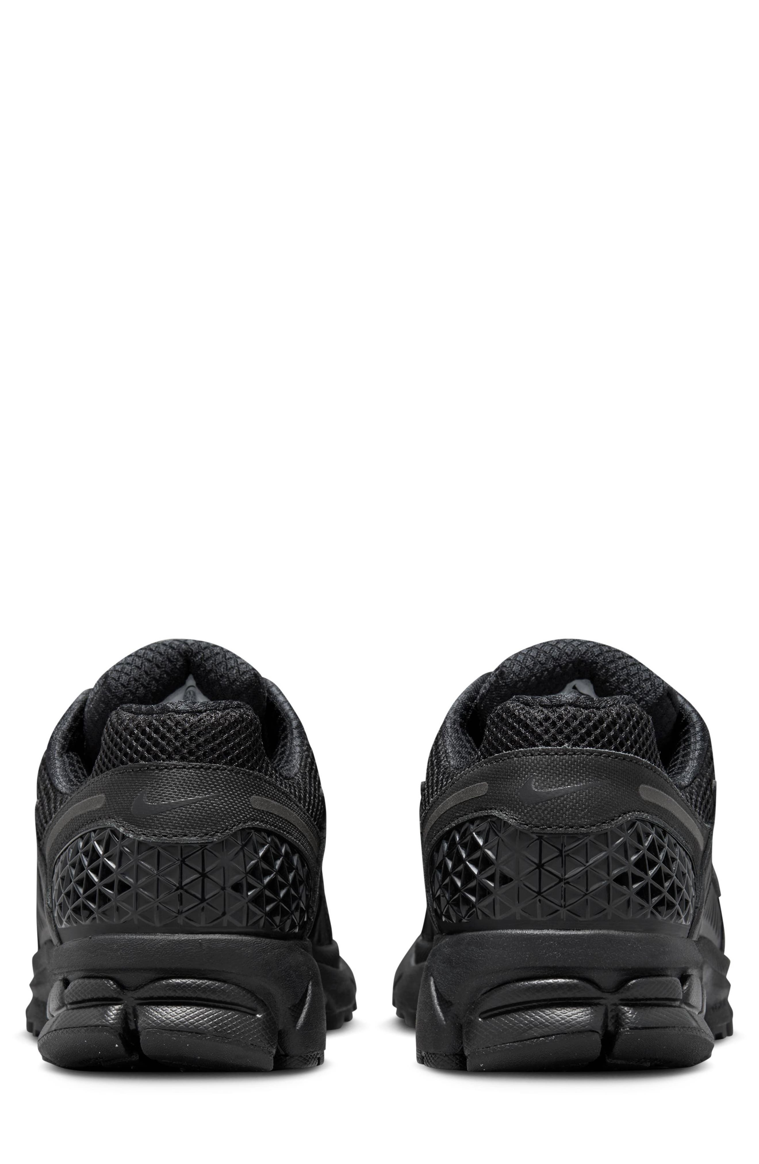 Nike Zoom Vomero 5 SP Sneaker, Alternate, color, Black/ Black