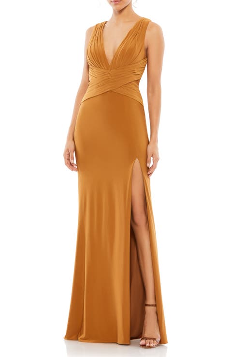 Sleek Sleeveless Jersey Dress with Deep V-Neck and Slit