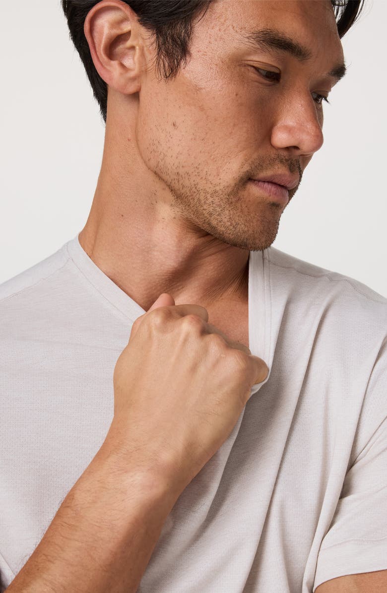 Vuori Everyday T-Shirt, Alternate, color, Oatmeal Heather