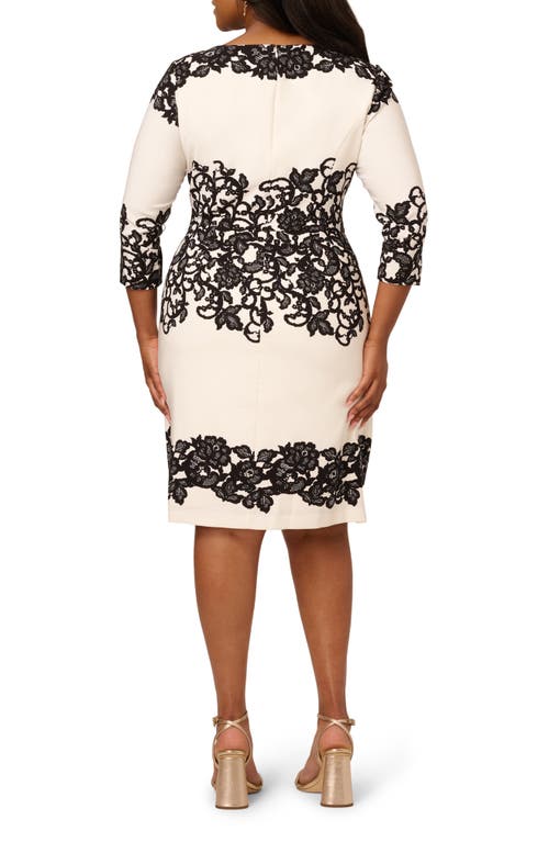 ADRIANNA PAPELL ADRIANNA PAPELL SCROLL LACE SHEATH DRESS