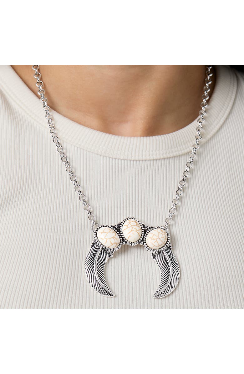 Jessica Simpson Ox Silver Western Necklace, Alternate, color, Silver/White