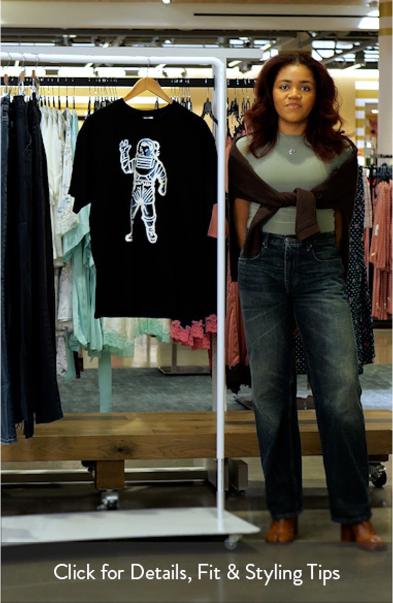 Astronaut Dot Graphic T-Shirt, sales video thumbnail