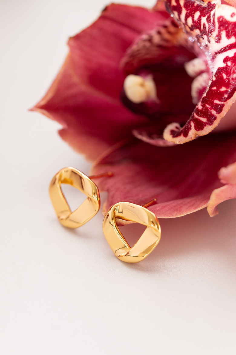 Trisca Studs, Alternate, color, Gold