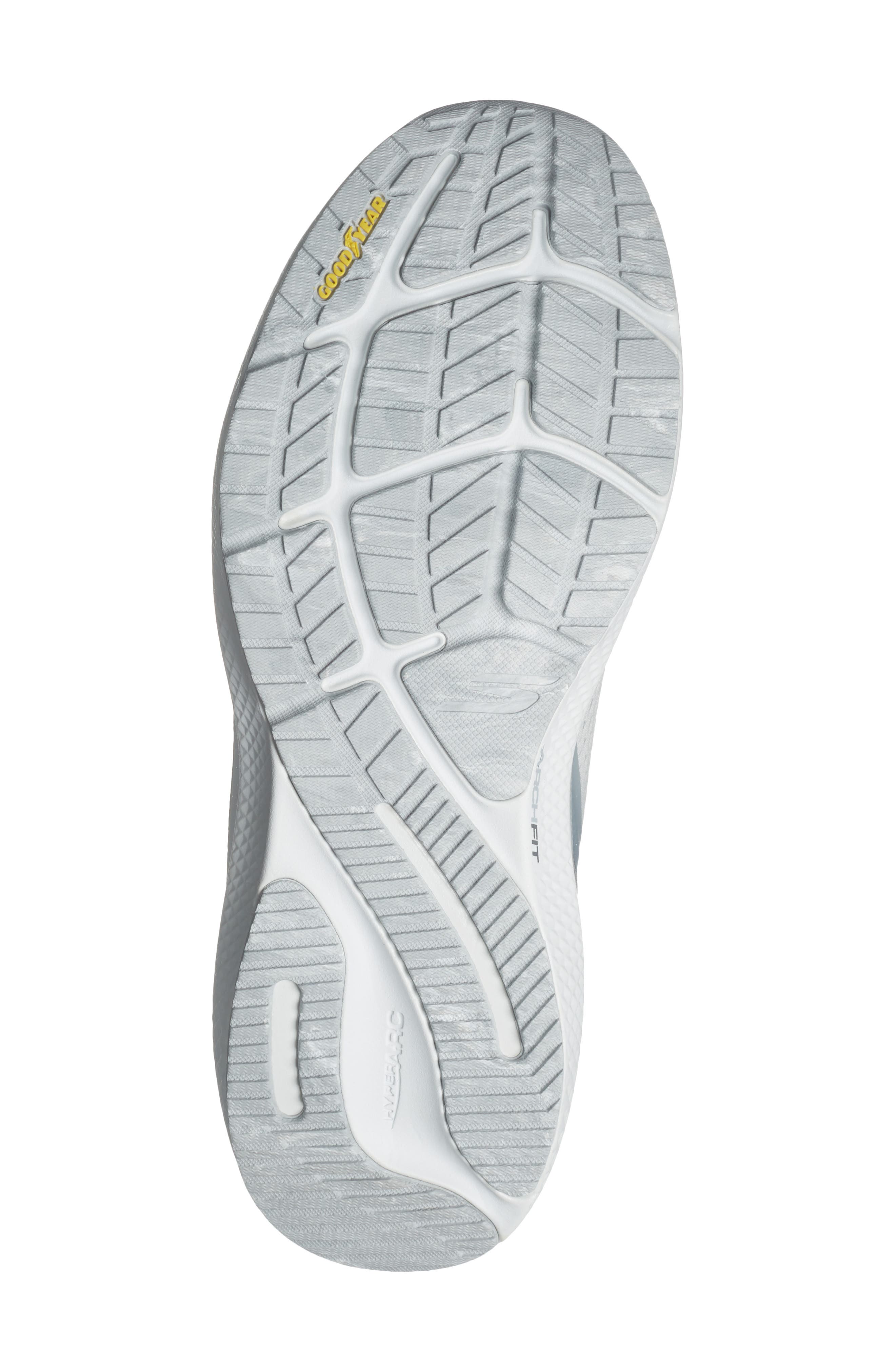 Go Run Pure 4 Arch Fit Running Shoe, Alternate, color, WHITE/ GRAY