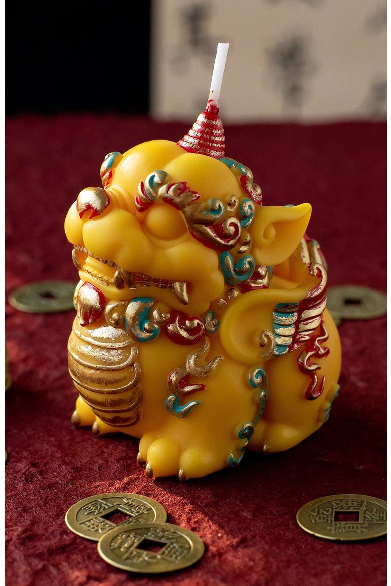 Chinese Fortune Pixiu Candle, Alternate, color, Yellow / Red / Teal