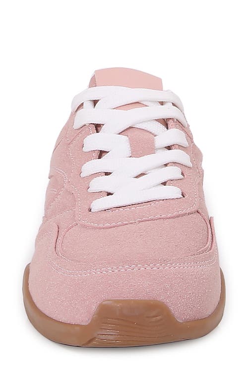 Berness Low Top Sneaker In Pink