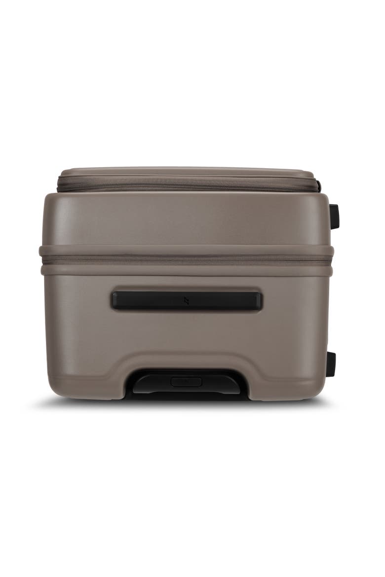 Cubo Fit Check in 29 inch Lightweight Luggage, Alternate, color, Warm Gray