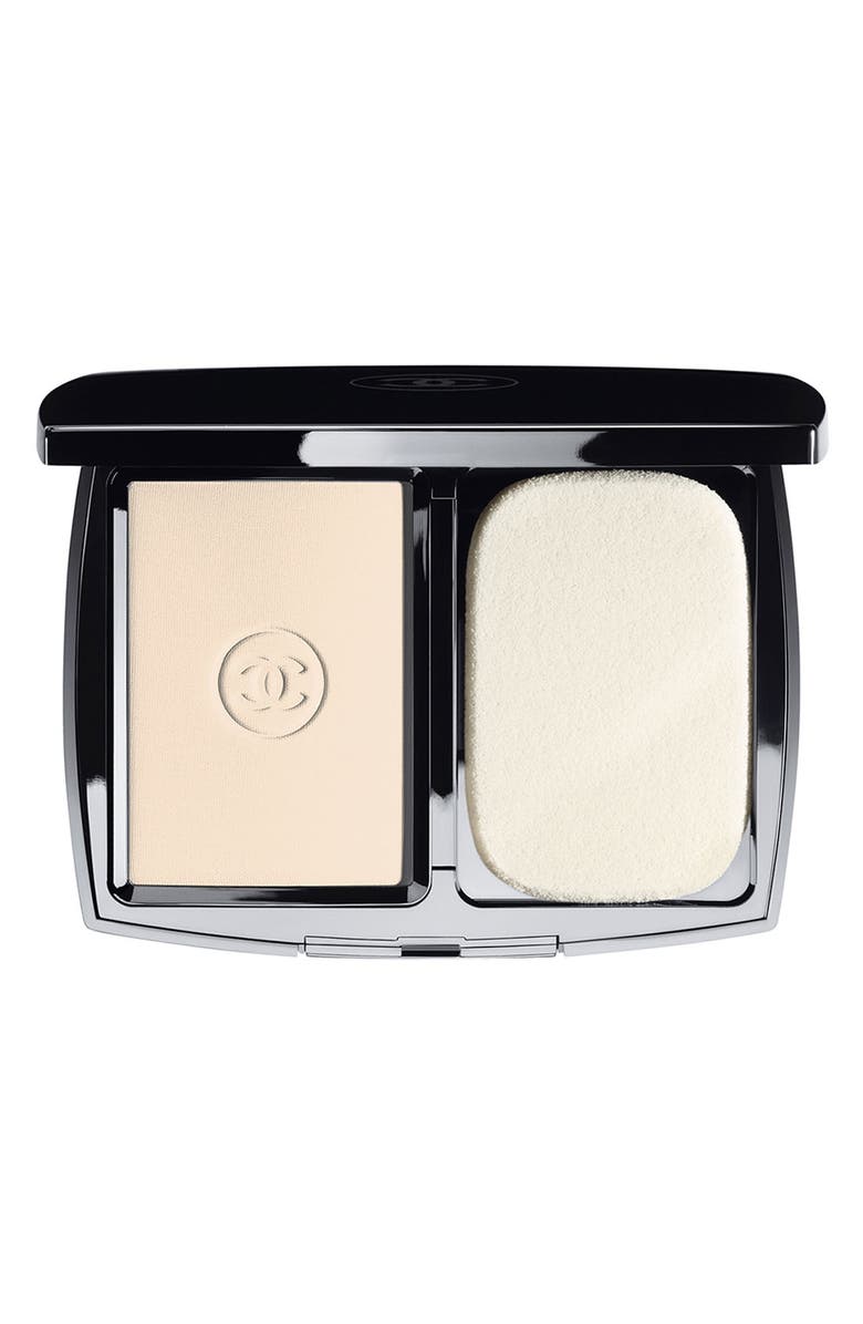 CHANEL DOUBLE PERFECTION LUMIÈRE <br />Long-Wear Flawless Sunscreen Powder Makeup Broad Spectrum SPF 15, Main, color, 