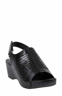 GOOD CHOICE NEW YORK Mahina Wedge Sandal