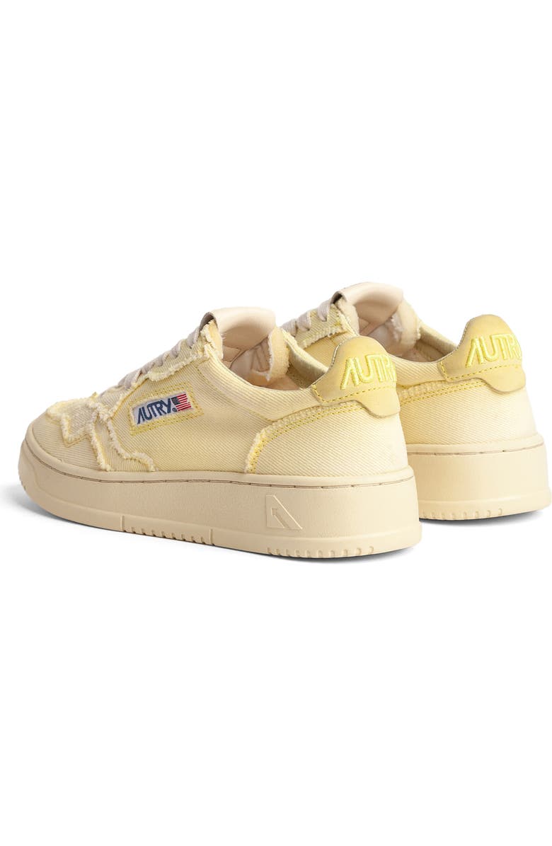 AUTRY Medalist Low Top Sneaker, Alternate, color, Den/ Den Yellow Iris