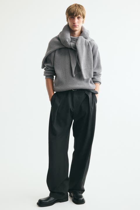 Relaxed-Fit Rib-Knit Sweater