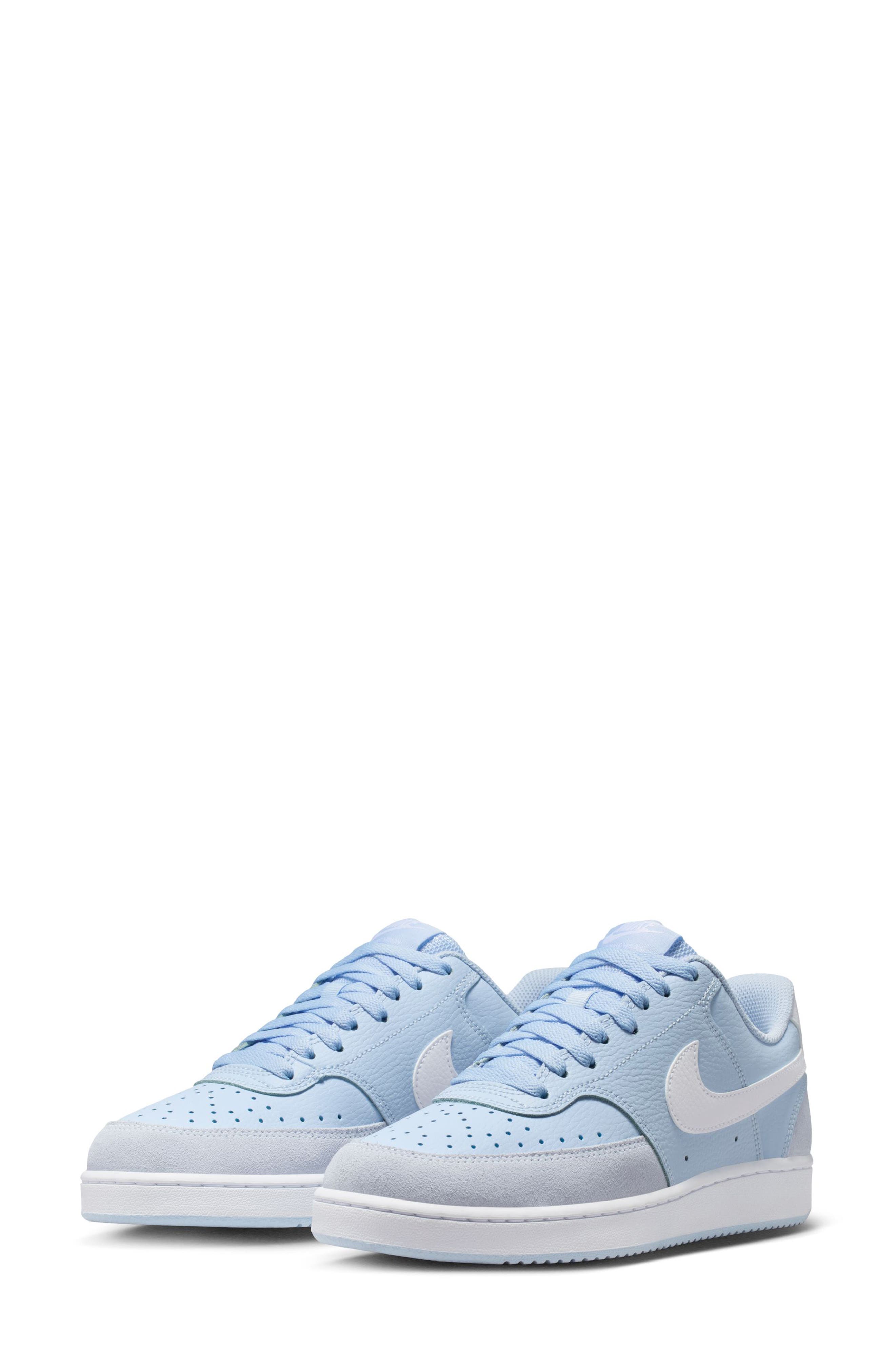 Nike Court Vision Low Sneaker