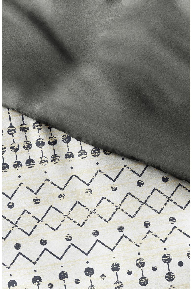 IENJOY HOME Premium Ultra Soft Etched Gate 3-Piece Reversible Duvet Cover Set, Alternate, color, GRAY