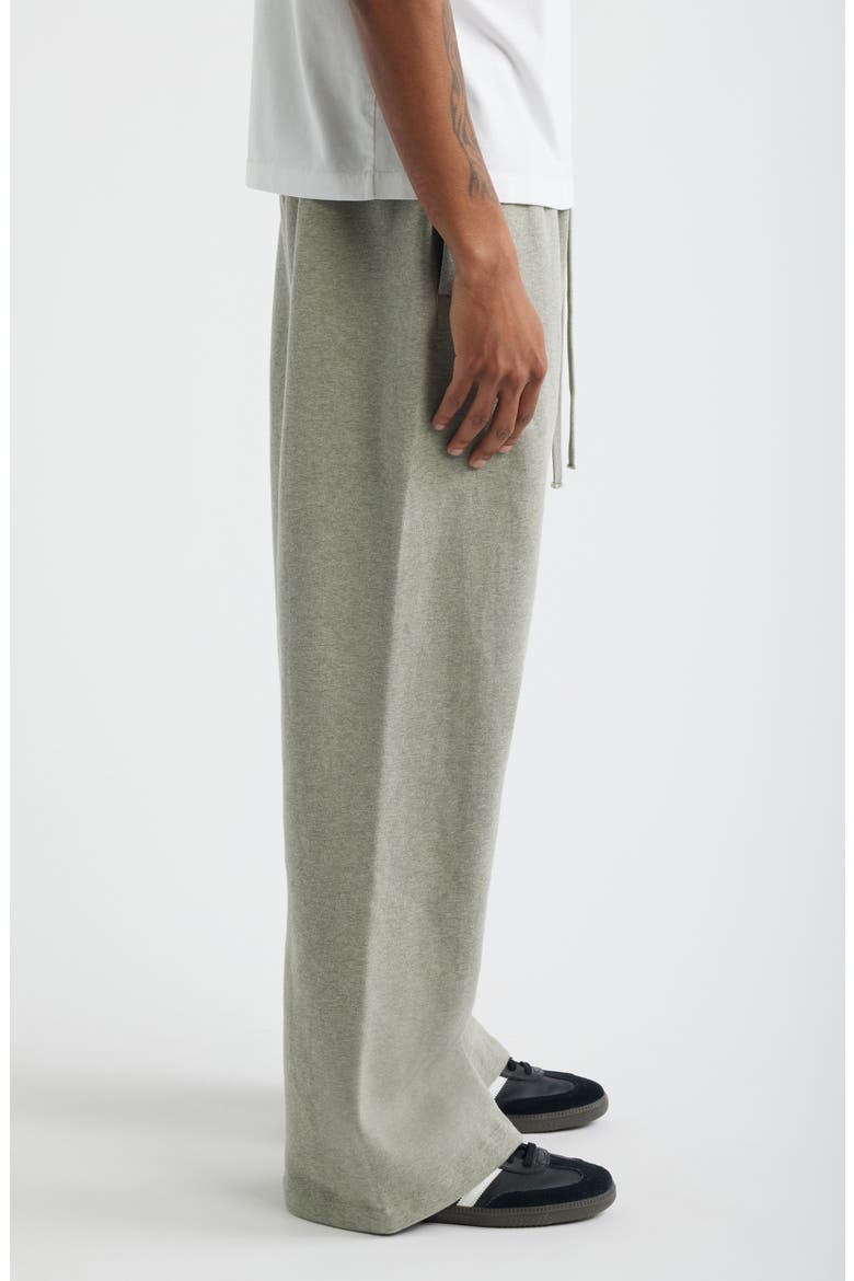 Signature Flare Sweatpants, Alternate, color, CONCRETE/DARK CONCRETE HEATHER