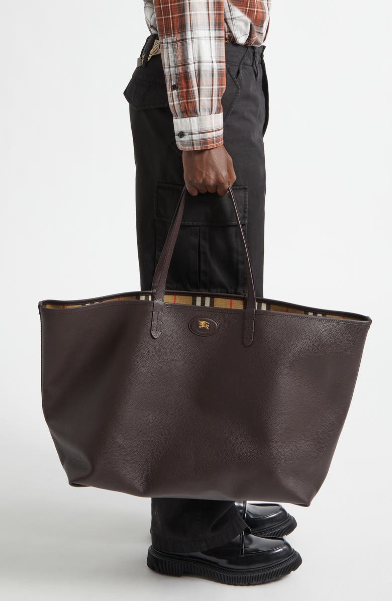 Burberry Large Reversible East/West Tote, Alternate, color, Sand/ Peat