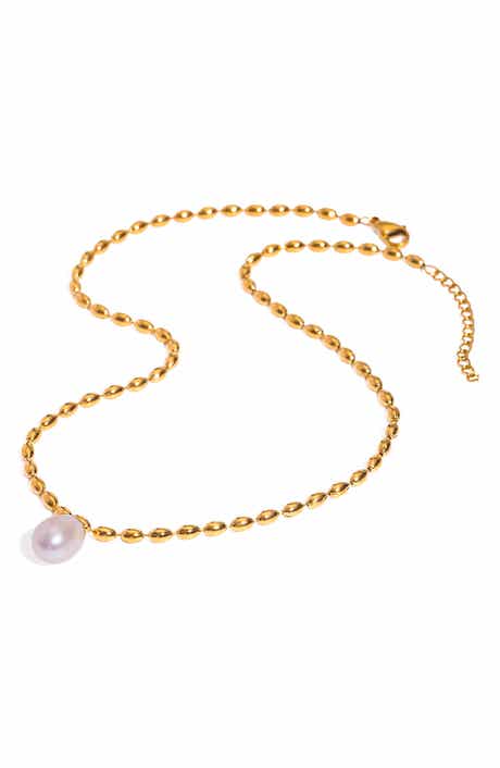 Modern Pearl Pendant Necklace