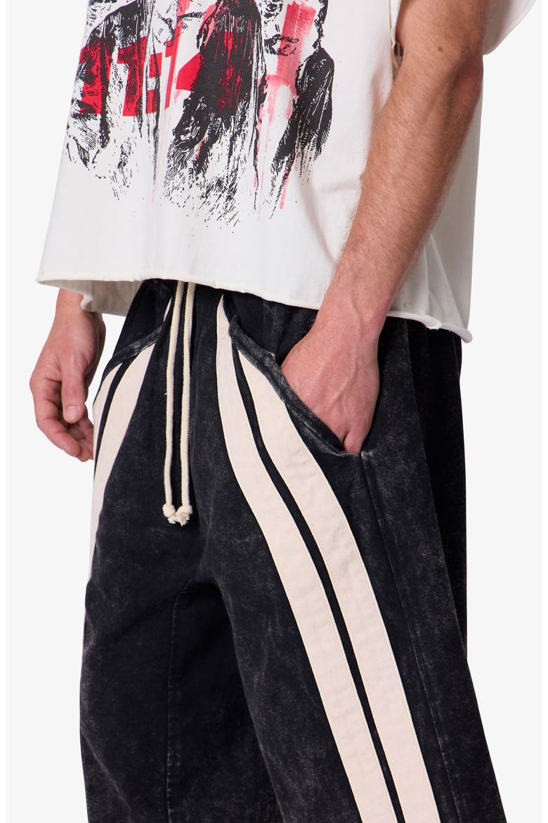 Ultra Baggy Stripe Twill Shorts, Alternate, color, WASHED BLACK