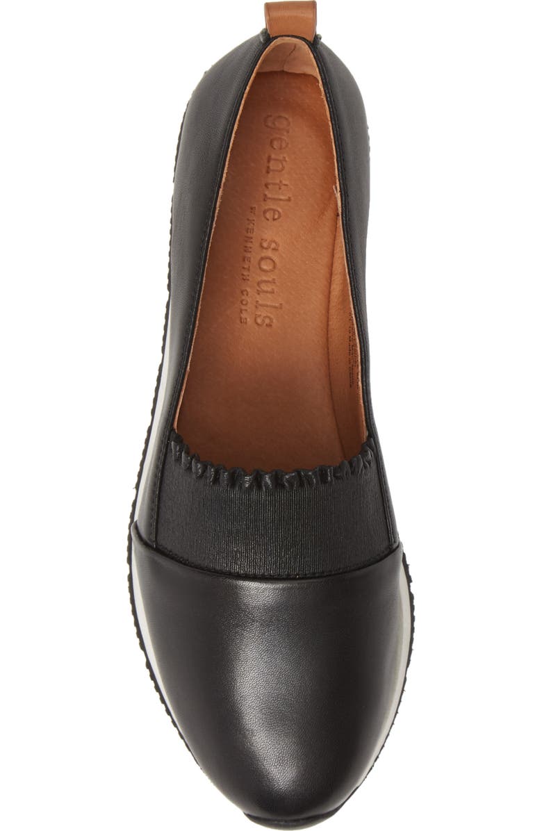 Gentle Souls Signature Luca Ruffle Flat, Alternate, color,