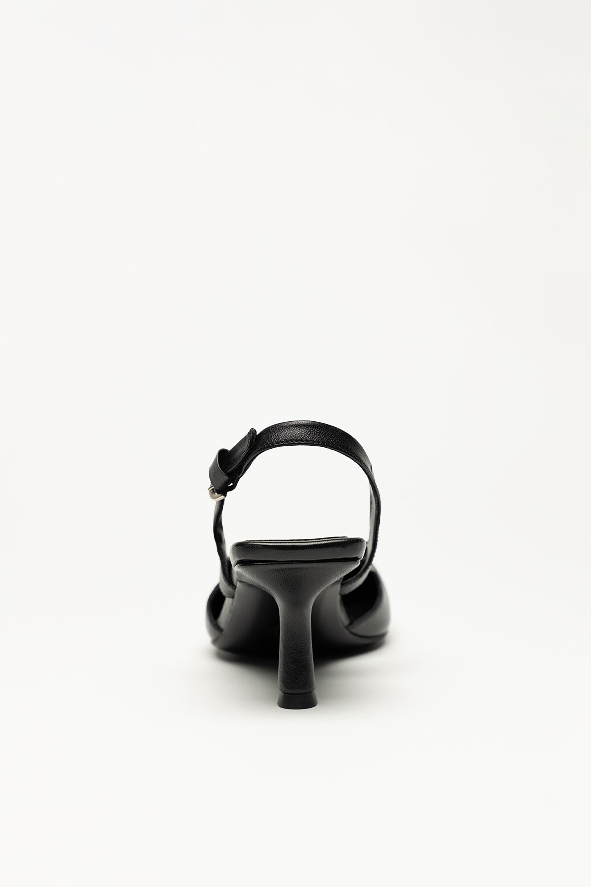 Want Les Essentiels Holton Smooth Leather Slingback Heels, Alternate, color, Black