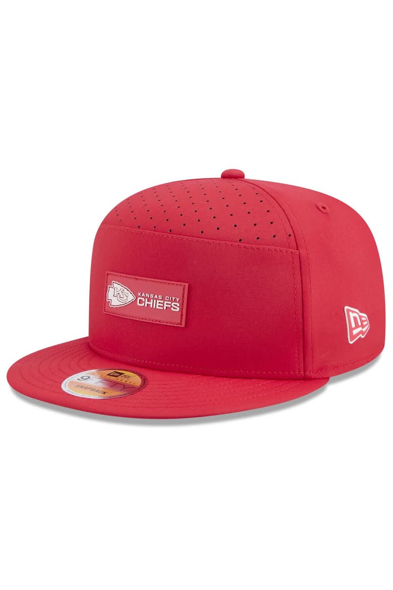 Men's New Era Red Kansas City Chiefs 2025 Sideline  Split Panel 9FIFTY Snapback Hat, Main, color, Red