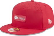 New Era Men's New Era Red Kansas City Chiefs 2025 Sideline  Split Panel 9FIFTY Snapback Hat