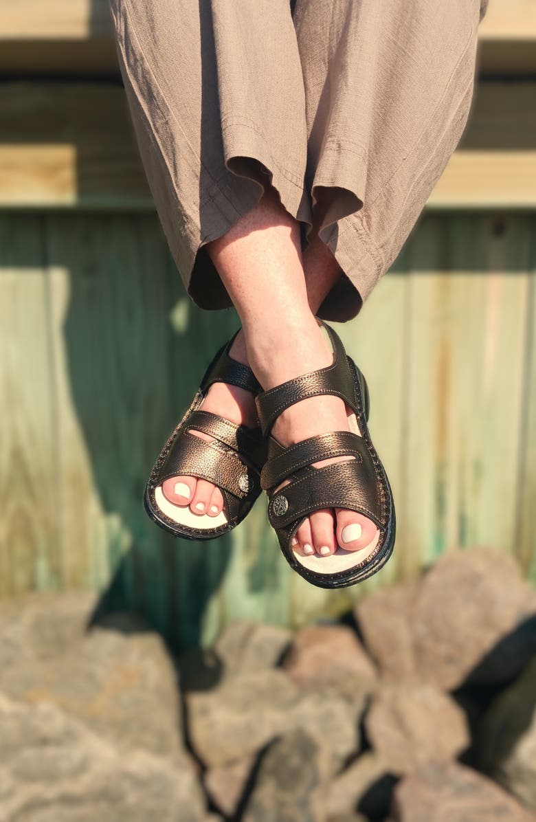 Finn Comfort Gomera Sandal, Alternate, color, Copper Natural