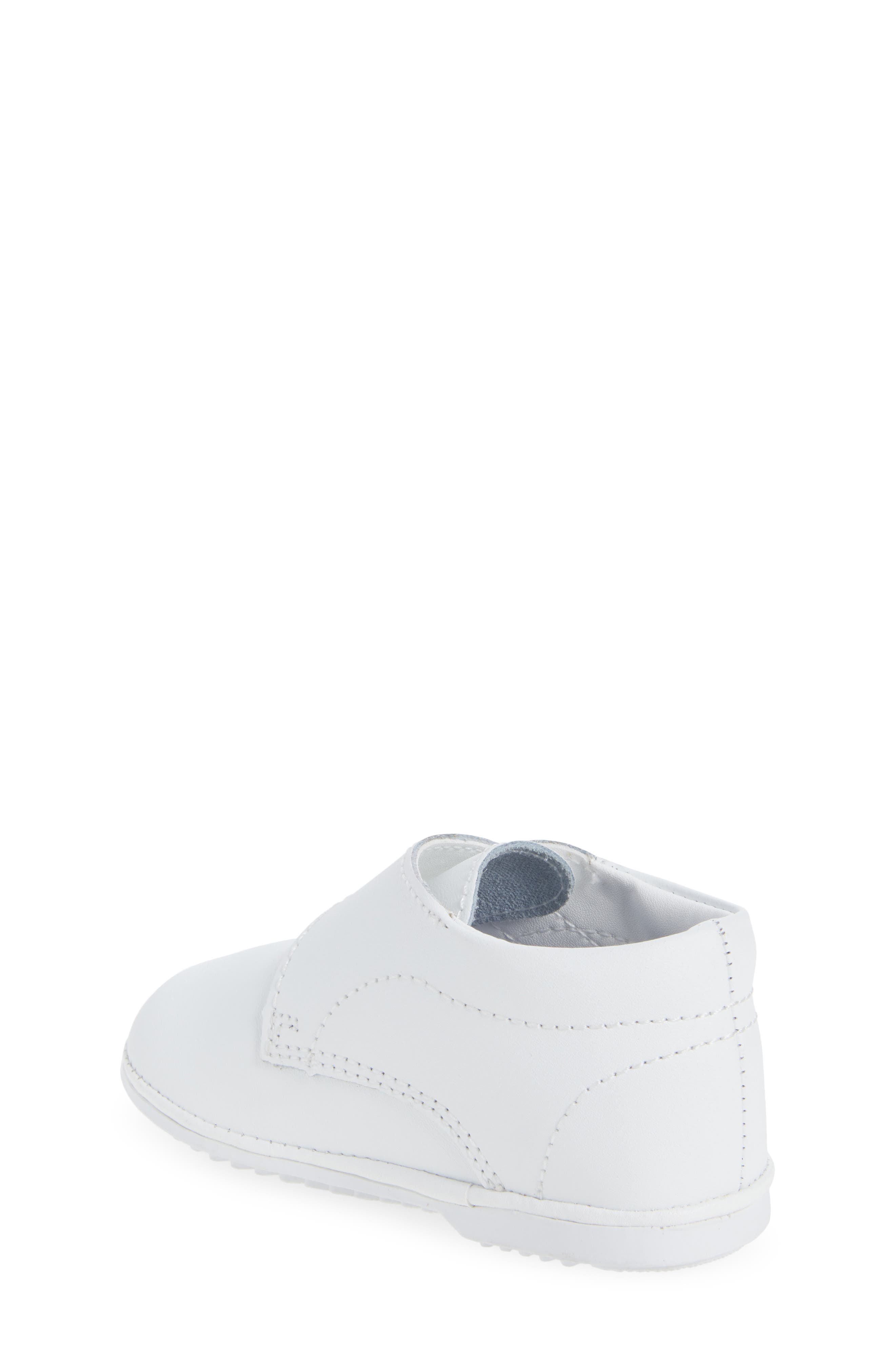 L'AMOUR Finch Crib Shoe, Alternate, color, White