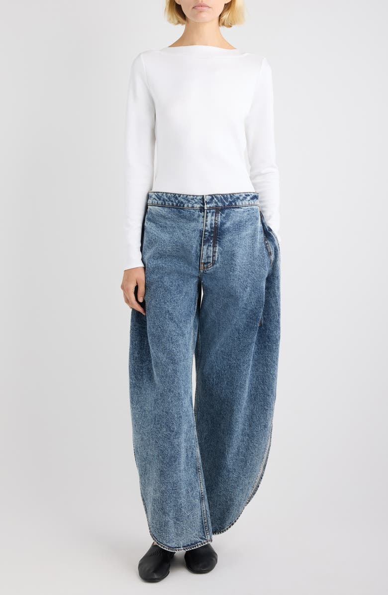 Alaïa Petal Leg Jeans, Alternate, color, Bleu Neige