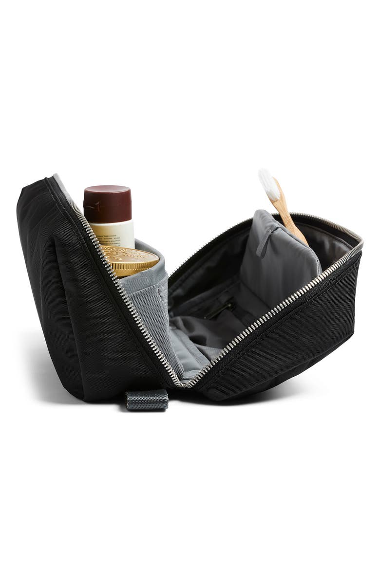 Bellroy Canvas Dopp Kit, Alternate, color, Black