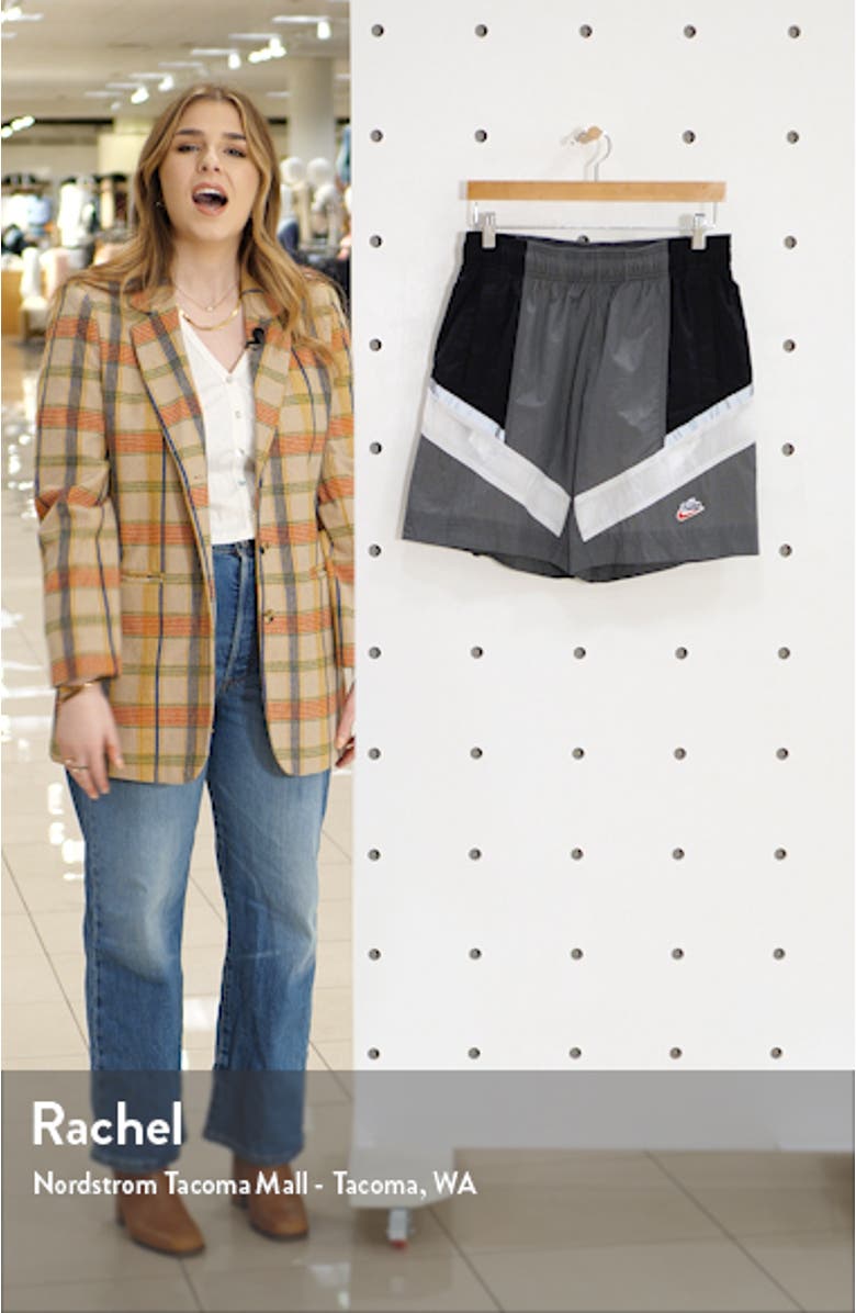 Sportswear Heritage Windrunner + Nylon Shorts, sales video thumbnail