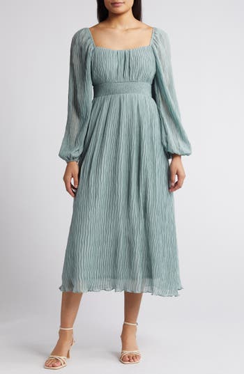 Zoe And Claire Square Neck Long Sleeve Midi Dress In Sage