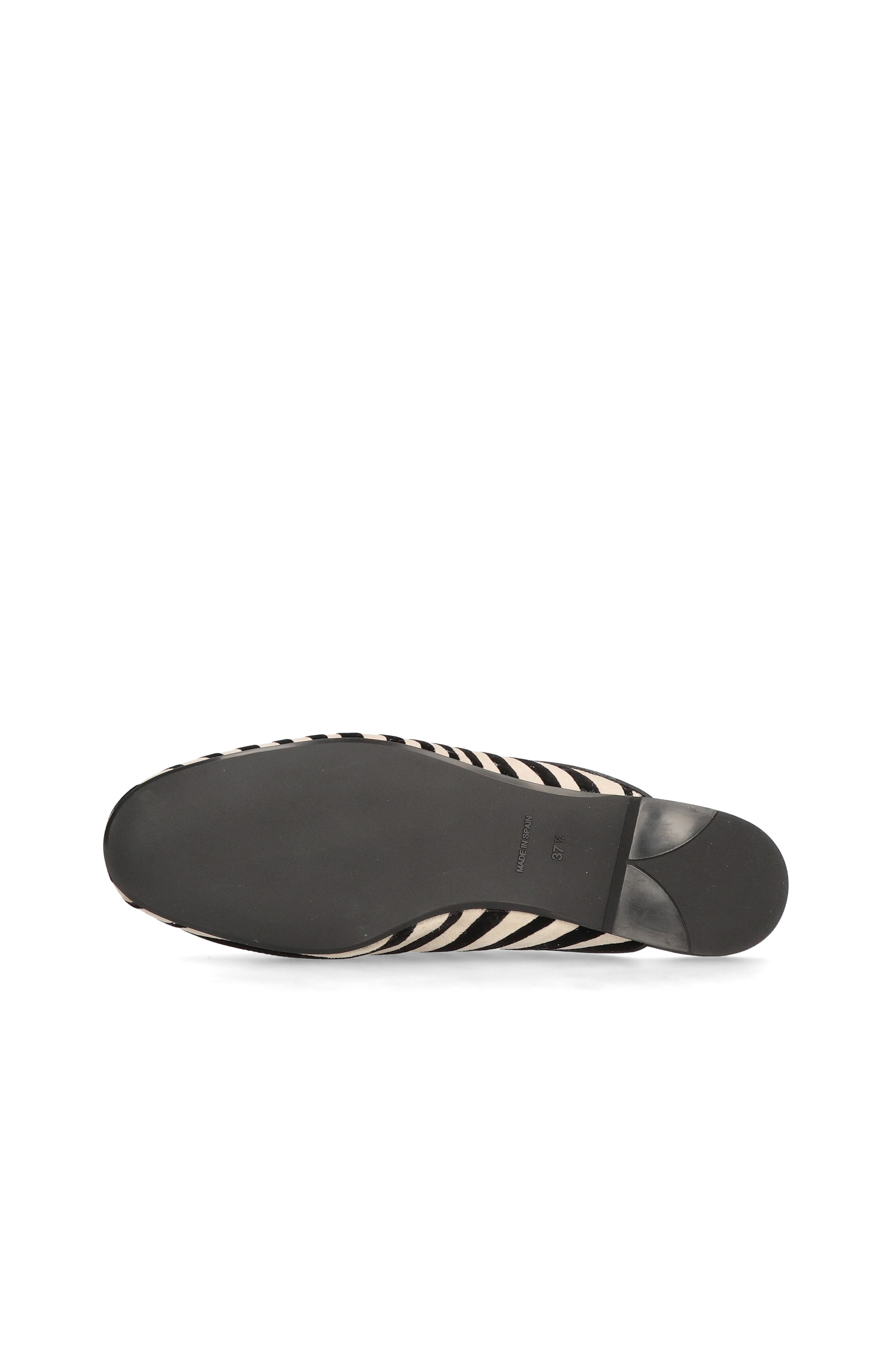 Pretty Ballerinas Round Toe Animal Print Loafer Slide, Alternate, color, Beige