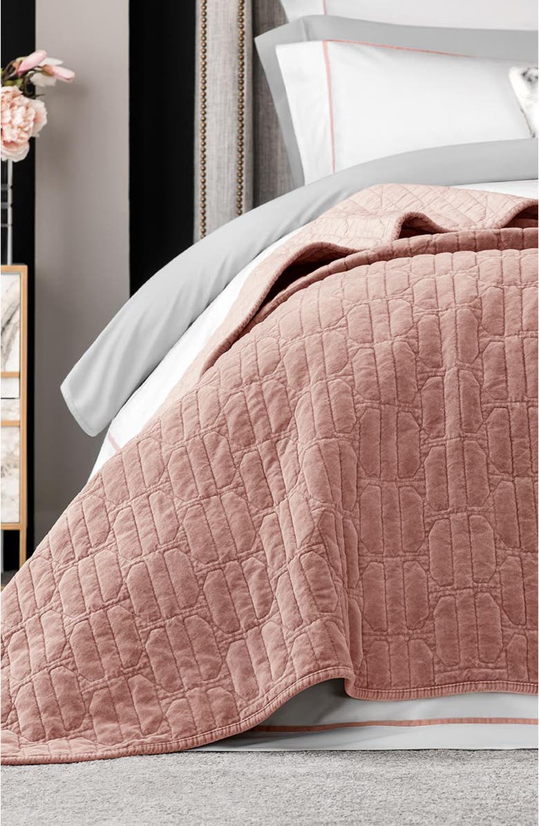 Togas Weinberg Bedcover, Alternate, color, Pink