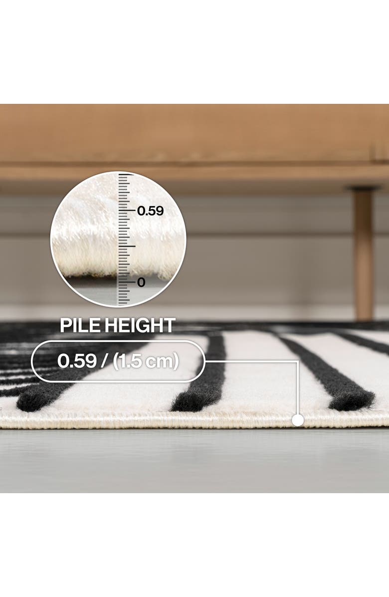 JONATHAN Y Odense High-Low Minimalist Angle Geometric Indoor/Outdoor Area Rug, Alternate, color, Black/White