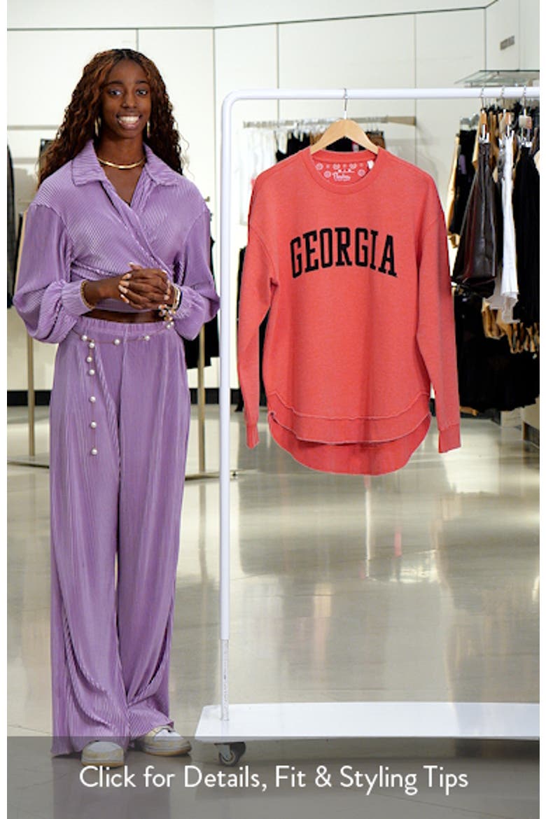 Women's Pressbox Red Georgia Bulldogs Vintage Wash Pullover Sweatshirt video