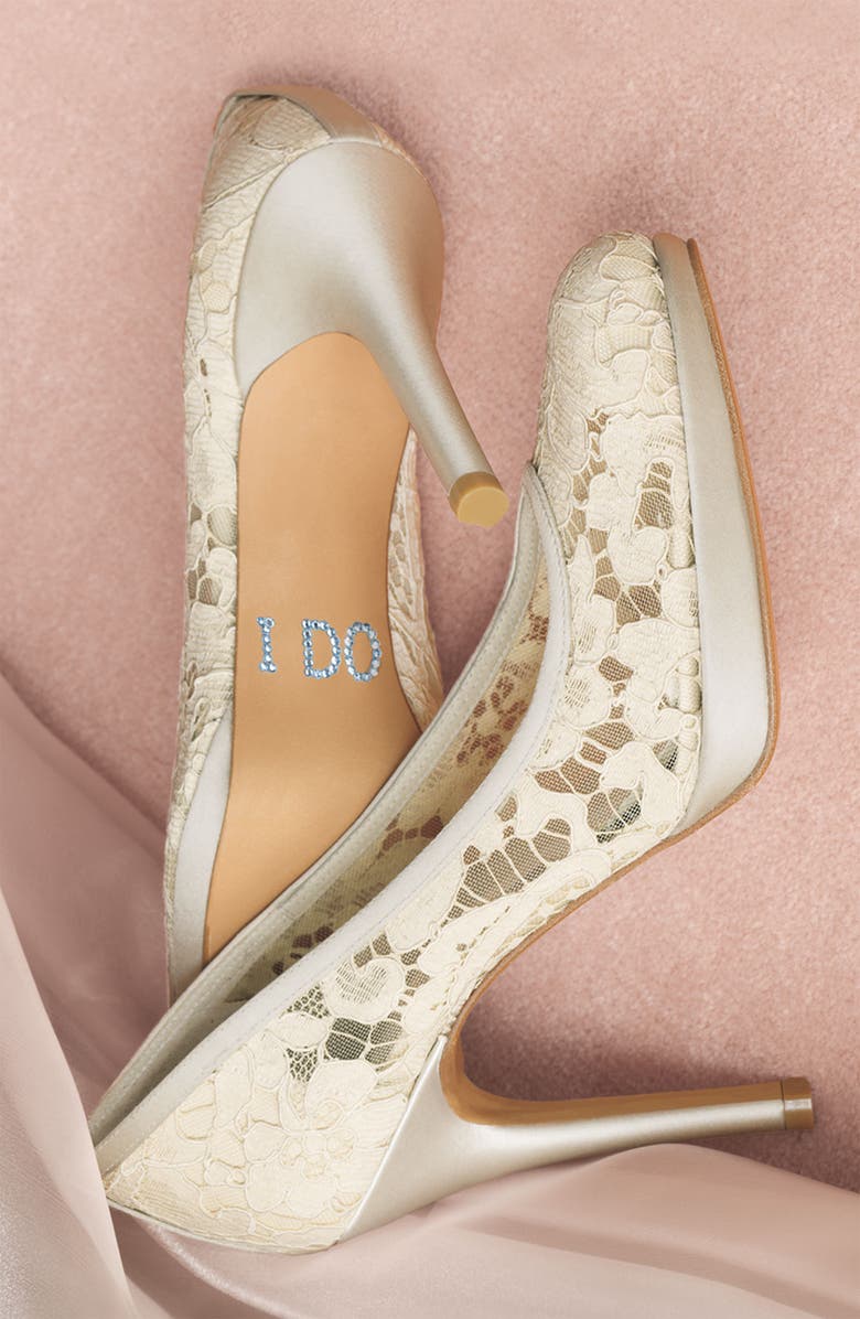 Stuart Weitzman 'I Do Swoon' Pump, Alternate, color,