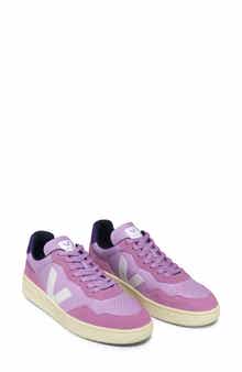 Veja V-90 Leather Sneaker