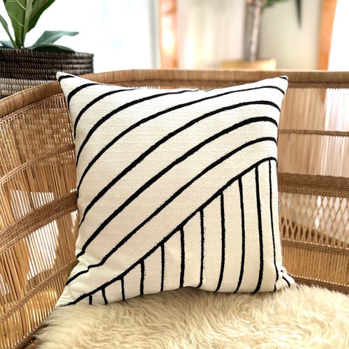 Mbare Organic Lines White Sadza Pillow Cover 46cm In White