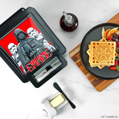 Star Wars Darth Vader Storm Trooper Deluxe Waffler