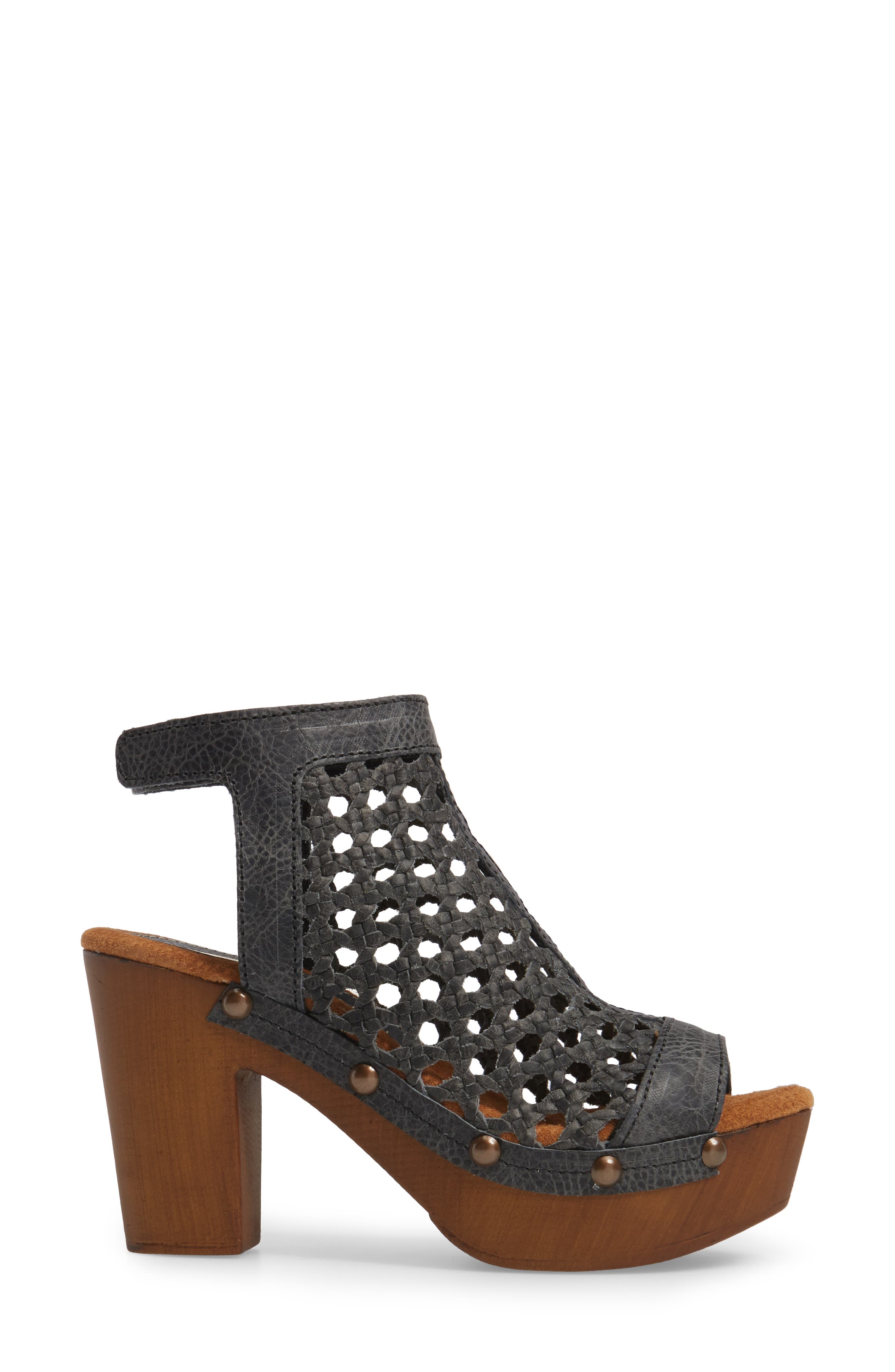 Sbicca Outlast Woven Sandal, Alternate, color, 