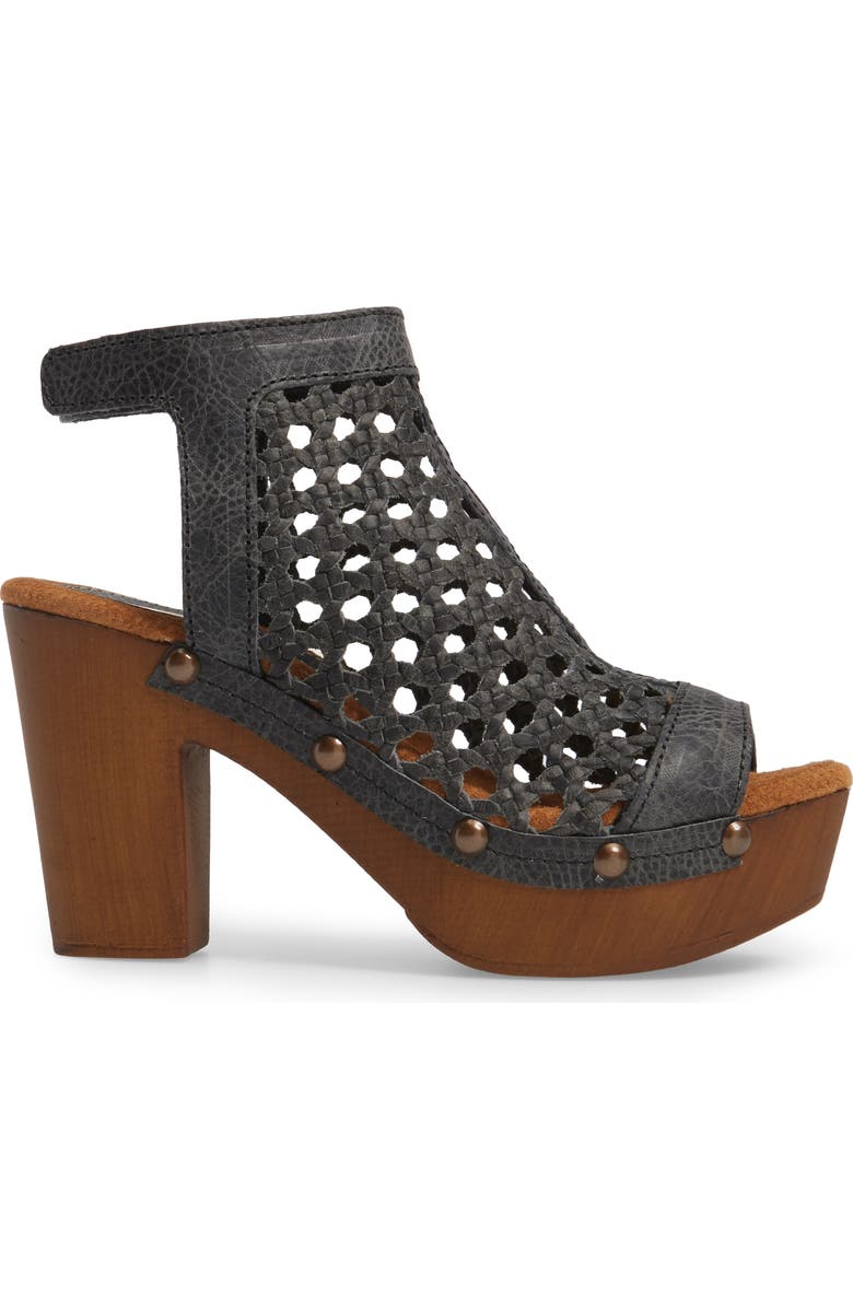 Sbicca Outlast Woven Sandal, Alternate, color,