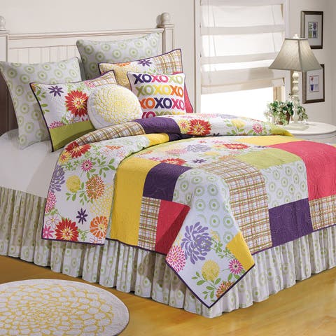 Macie Quilt