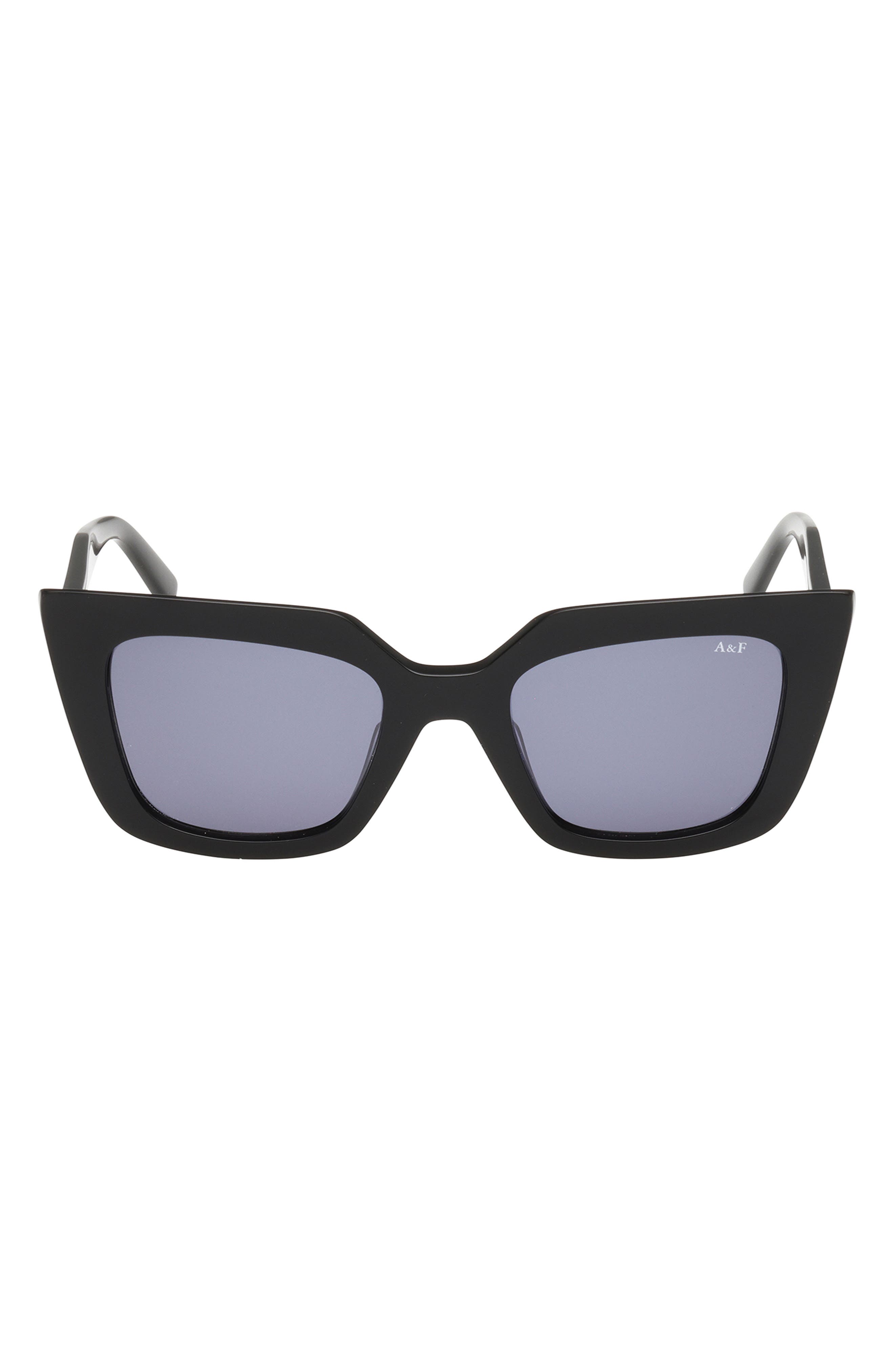 selected SHINY BLACK / SMOKE LENS