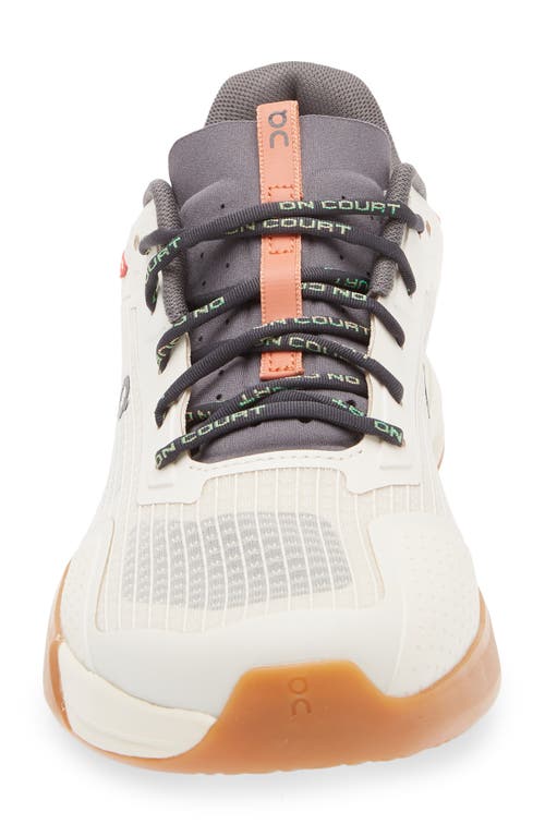 On The Roger Advantage Z5 Sneakers In Neutral
