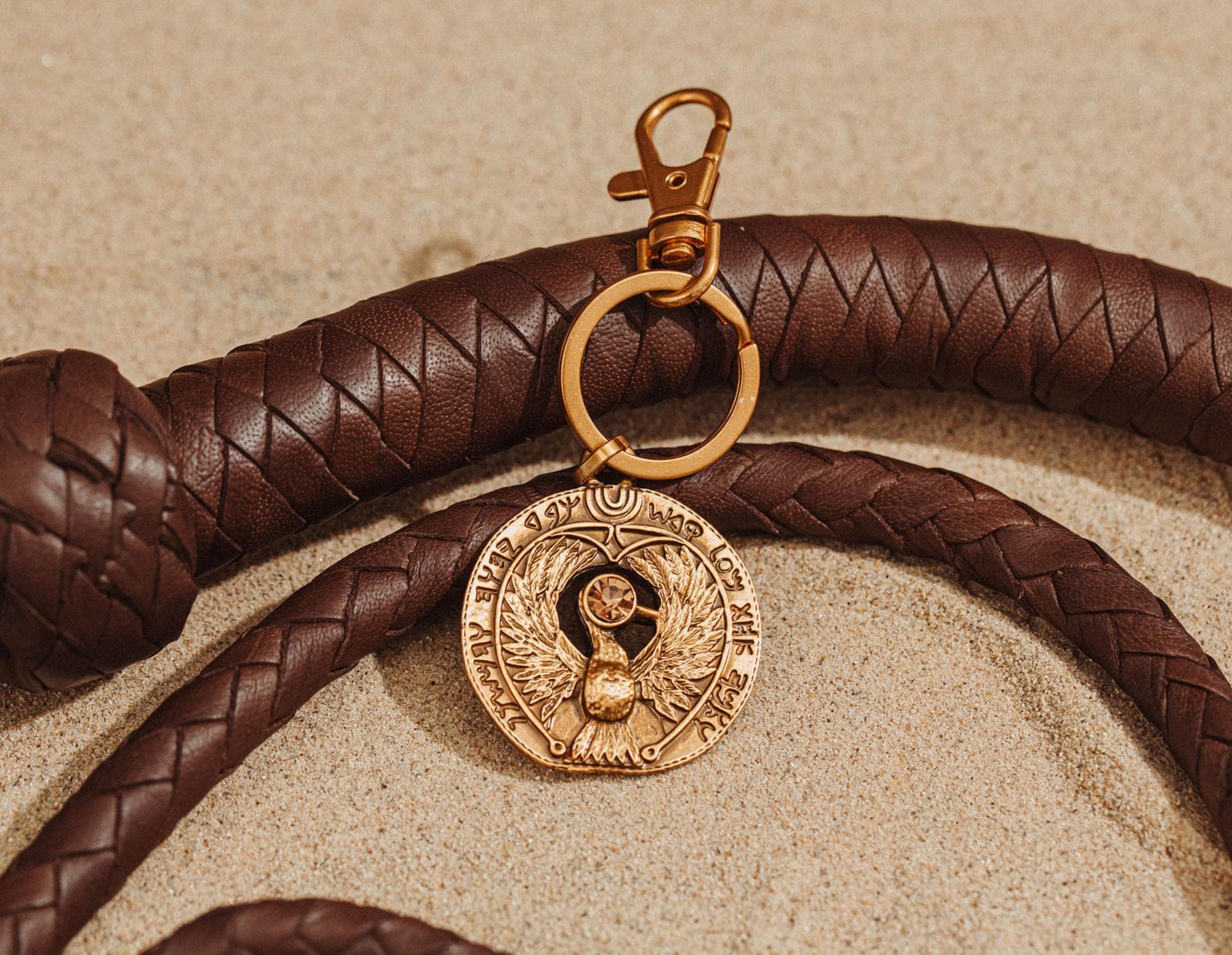 Toynk Indiana Jones and The Raiders Of The Lost Ark Talisman Double-Sided Keychain, Alternate, color, Gold