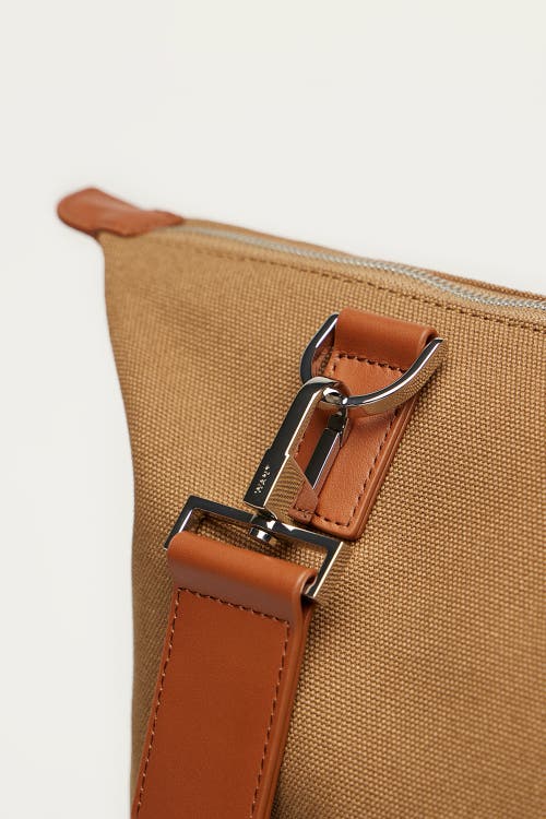 Want Les Essentiels De La Vie Want Les Essentiels Hartsfield Organic Cotton Canvas Weekender Bag In Dark Camel