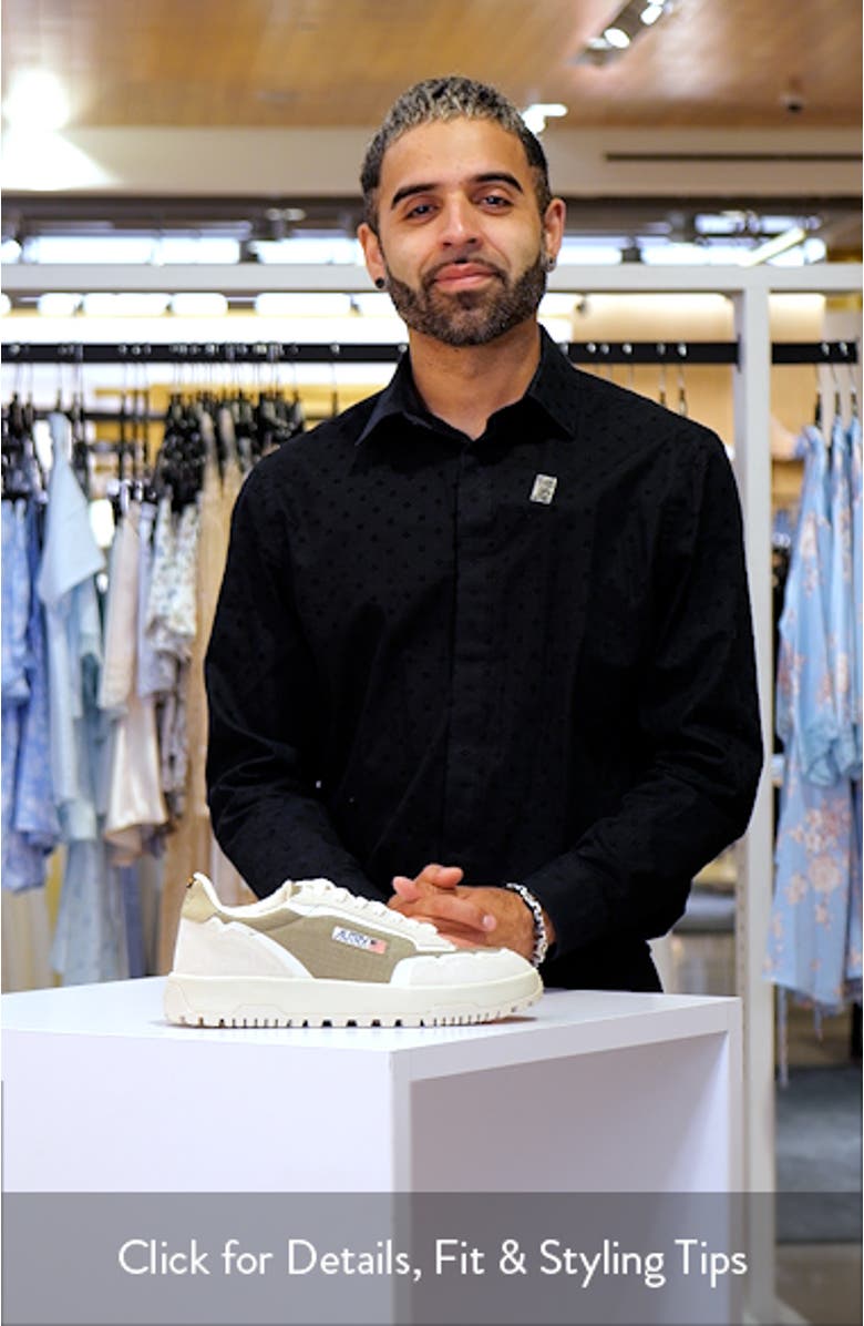 Wildplace Low Sneaker, sales video thumbnail