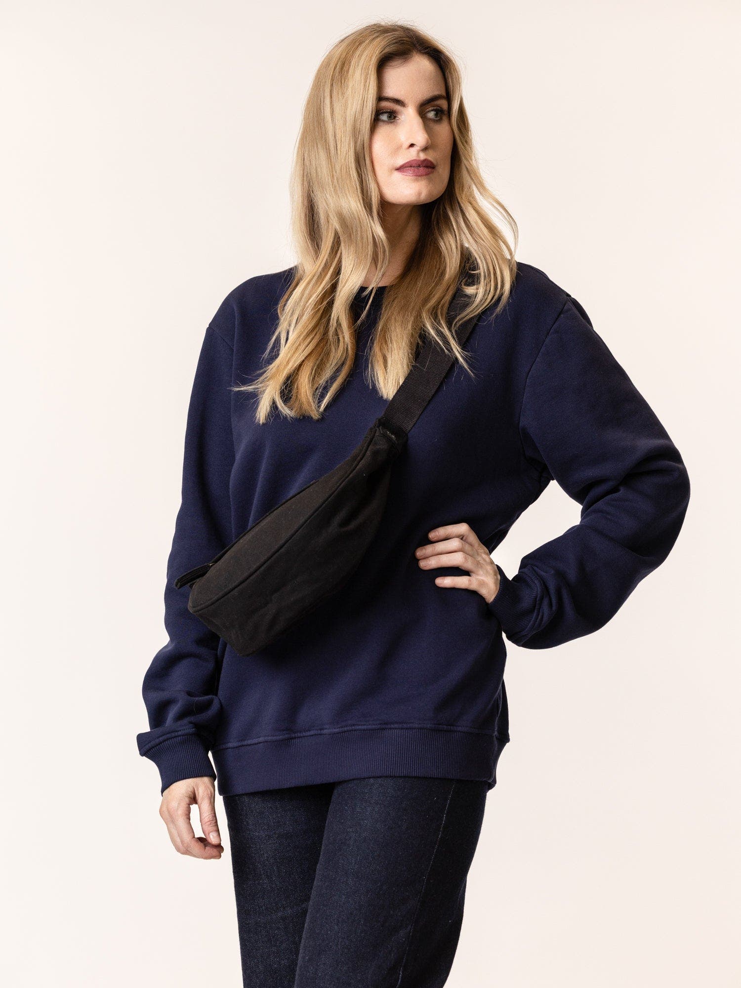 Terra Thread Organic Cotton Crossbody Bag, Alternate, color, Black