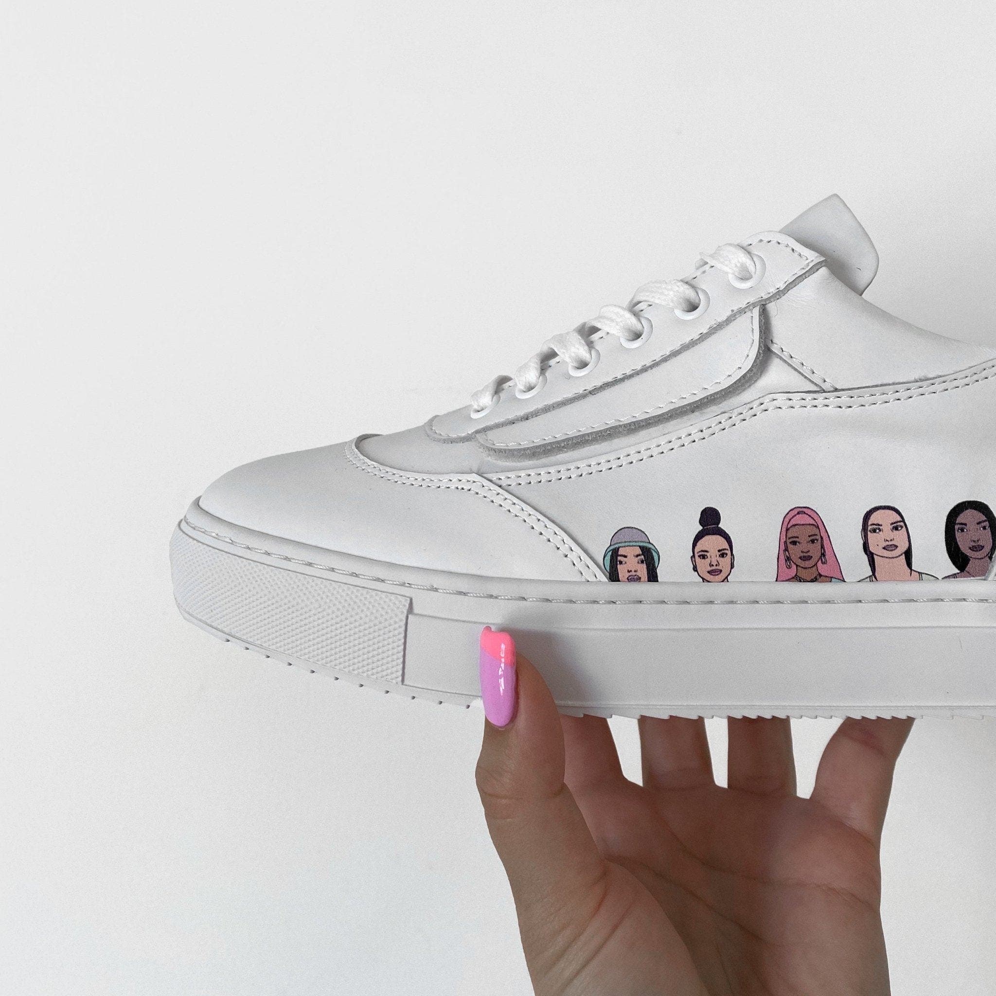 Fini Bold "TyFini V2" Sneaker  - Unisex, Alternate, color, White